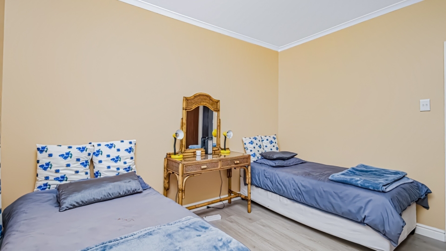 3 Bedroom Property for Sale in Monte Vista Western Cape
